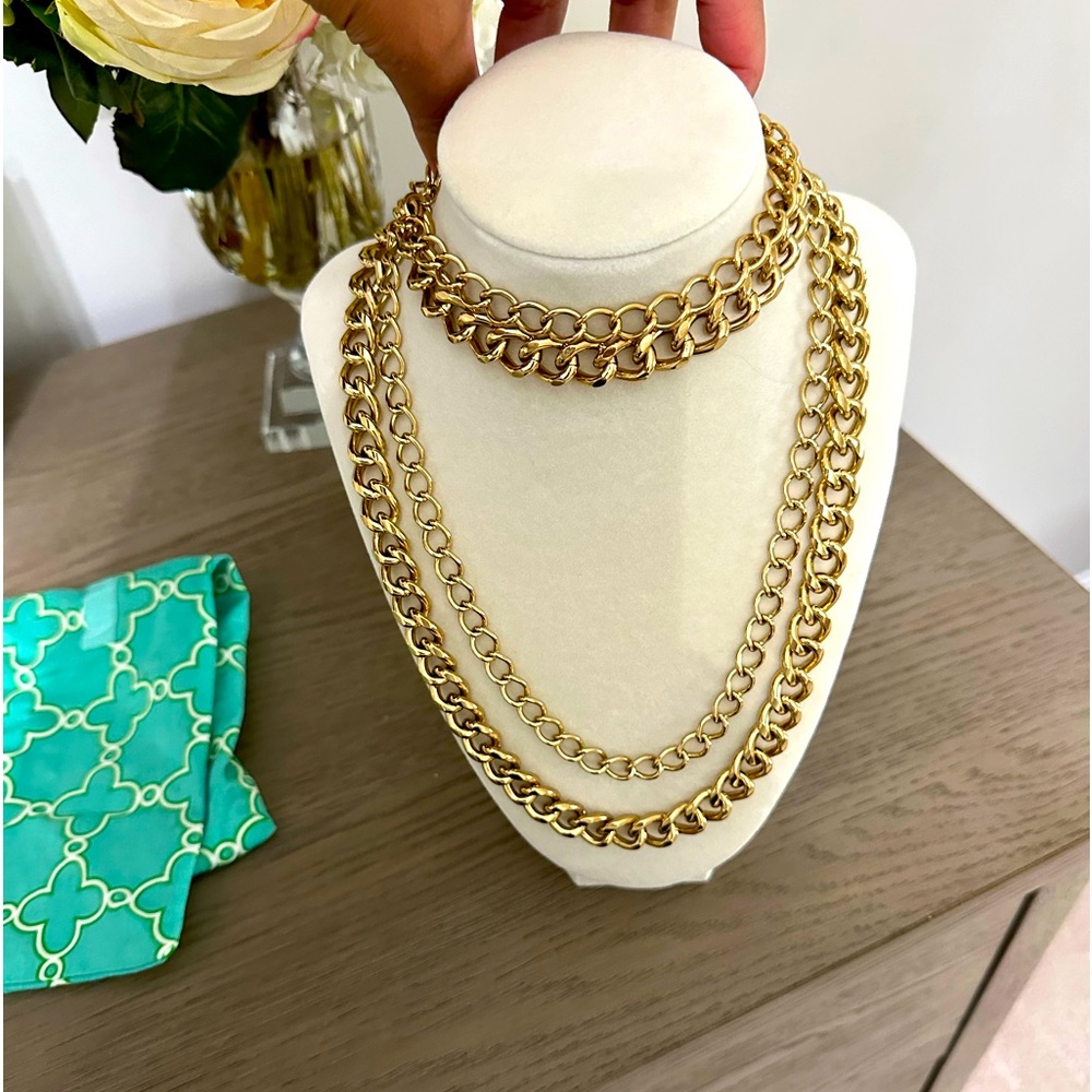 Stella & Dot  Gold Fashion Statement Double Clasp Think-Chained Necklace